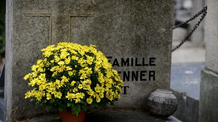 Une tombe dans un cimetière. Illustration.&nbsp; (SOLLIER CYRIL / MAXPPP)