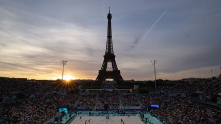 Le stade Tour-Eiffel sur le Champ-de-Mars lors des Jeux olympiques de Paris 2024. (THOMAS SAMSON / AFP)