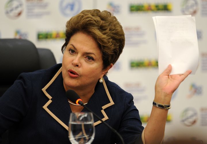 Dilma Rousseff lors d'une conf&eacute;rence du sommet de Rio+20, le 22 juin 2012 &agrave; Rio de Janeiro (Br&eacute;sil). (EVARISTO SA / AFP)