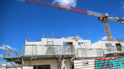 Des logements en construction à Montpellier (Hérault), le 11 mai 2023. (NICOLAS GUYONNET / HANS LUCAS)