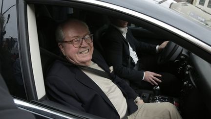 &nbsp; (Après la réunion du bureau exécutif du FN, Jean-Marie Le Pen déclare la guerre à sa fille Marine © maxPPP)