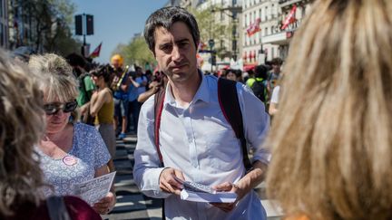 François Ruffin, lors d'une manifestation à Paris, le 19 avril 2018.&nbsp; (MAXPPP)