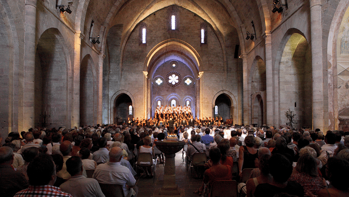 L'abbaye de Sylvanès, vue d'un concert dans l'abbatiale 
 (Abbaye de Sylvanès)