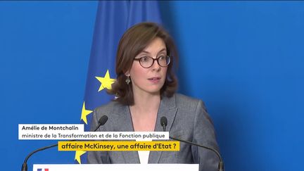 Amélie de Montchalin, la ministre de la Transformation publique, lors d'une conférence de presse, à Paris, le 30 mars 2022. (FRANCEINFO)