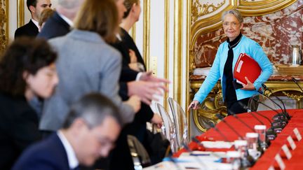 La Première ministre Elisabeth Borne à l'Hôtel Matignon le 9 mai 2023 (LUDOVIC MARIN / POOL / AFP POOL)