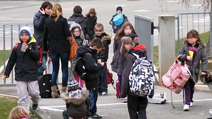 Des &eacute;l&egrave;ves de l'&eacute;cole primaire de Bourogne (Territoire-de-Belfort), le 5 avril 2013.&nbsp; (MAXPPP)