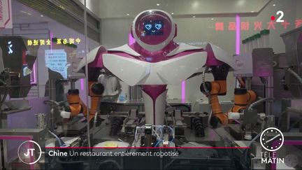 Chine : un restaurant entièrement robotisé