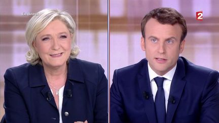 Débat de l'entre-deux-tours : une confrontation musculé entre E. Macron et M. Le Pen ?