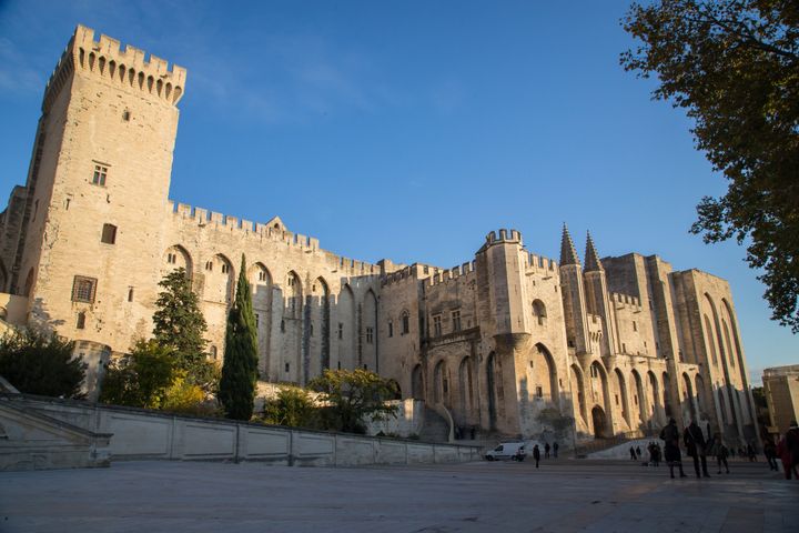 La façade du Palais des Papes avant le chantier de restauration. (CLEMENTINE FAURE/WOSTOK PRESS / MAXPPP)