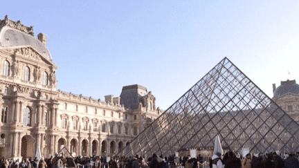 Musée du Louvre : un monument qui attire le pouvoir