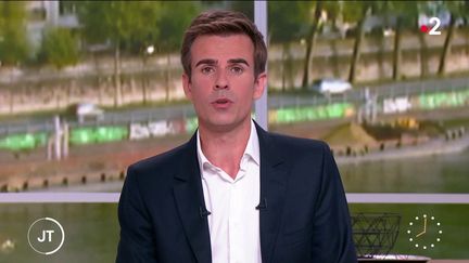 Le présentateur du 8H, Jean-Baptiste Marteau. (France 2)