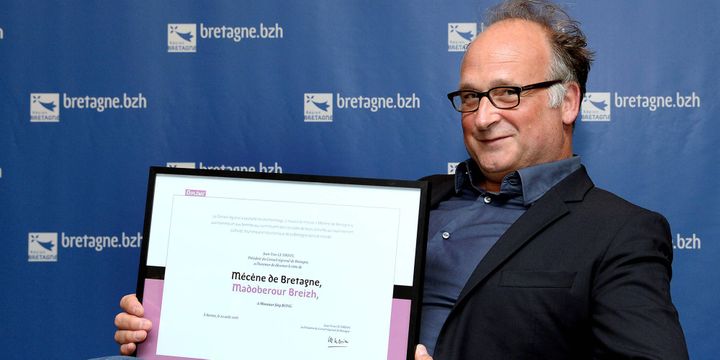 Jörg Bong en août 2016 lors de la remise du prix "Mécène de Bretagne".
 (Ollivier / Photopqr / Ouest France)