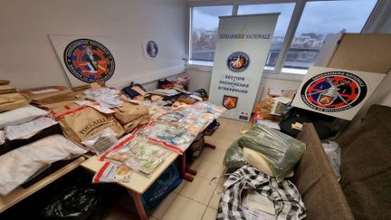 La saisie effectuée lors d'une opération de gendarmerie visant à démanteler un trafic de drogue, le 15 novembre 2021. (GENDARMERIE NATIONALE)