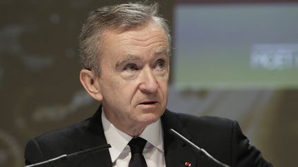 Le patron de LVMH, Bernard Arnault, le 5 avril 2012, lors de l'assembl&eacute;e g&eacute;n&eacute;rale de son groupe. (MAXPPP)