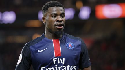 Le latéral droit du PSG Serge Aurier lors du match de Ligue 1 contre Bastia, le 8 janvier 2016 au Parc des Princes, à Paris.&nbsp; (STEPHANE ALLAMAN / AFP)