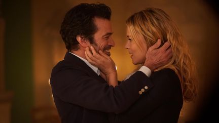 Virginie Efira et Romain Duris dans le film "En attendant Bojangles" (Roger Arpajou/Curiosa Films)