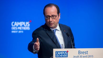 Le pr&eacute;sident de la R&eacute;publique Fran&ccedil;ois Hollande, le 30 avril 2015 &agrave; Brest (Finist&egrave;re). (GAEL CLOAREC / AFP)