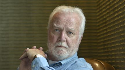 L'écrivain américain Russell Banks pose à Saint-Malo (Ille-et-Vilaine), en novembre 2019. (ULF ANDERSEN / ULF ANDERSEN / AFP)