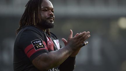 Mathieu Bastareaud a annoncé qu'il ne rejouerait plus de la saison. (ROMAIN LAFABREGUE / AFP)