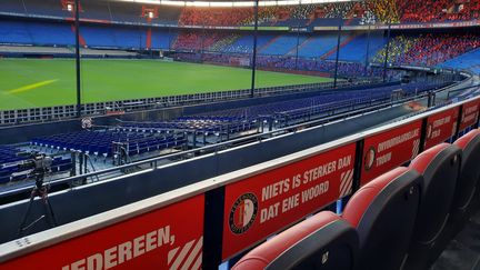 Le&nbsp;Stade Feijenoord, l'antre du club&nbsp;Feyenoord Rotterdam, est réputée pour son ambiance et ses supporters. (PHILLIPE RANDÉ / RADIOFRANCE)