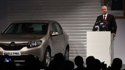 Le premier ministre algérien Abdelmalek Sellal lors de l'inauguration de l'usine Renault de Oued Tlelat (10 novembre 2014). (FAROUK BATICHE / AFP)