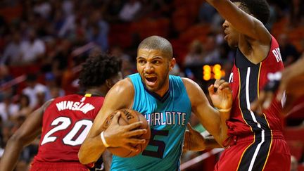 Le joueur des Charlotte Hornets Nicolas Batum contre Miami