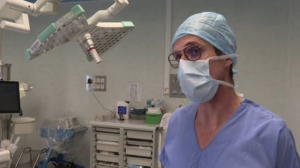 Variant Omicron : l’hôpital la Rochelle subit une vague de déprogrammation des interventions