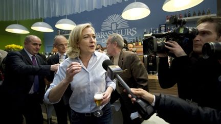 Marine Le Pen au Salon de l'agriculture (25 février 2011) (AFP/Miguel Medina)