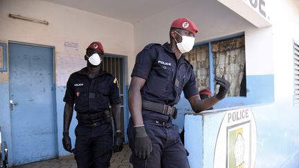 Confinement : la vie quotidienne à Dakar bouleversée