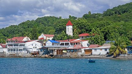 Le village de Deshaies en Basse-Terre en Guadeloupe, le 30 avril 2023. (MAXPP)