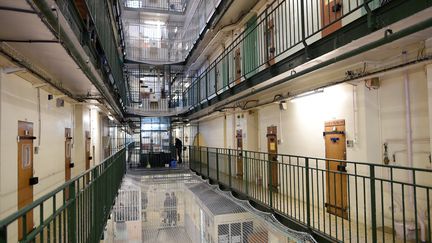 Les cellules de la&nbsp;prison de Fresnes, le 11 janvier 2018. (STEPHANE DE SAKUTIN / AFP)