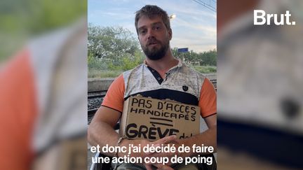 “J'ai envie d'être le porte-parole de toutes les personnes qui n'ont pas le courage de parler comme je le fais”. Depuis le 6 juin, Amaury a entamé une grève de la faim à la gare de Le Thor, où il a interdiction de prendre le train à cause de son handicap.