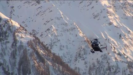 Avalanche en Haute-Savoie : les enquêteurs recherchent les causes du drame (France 2)