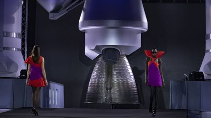 Défilé Pierre Cardin le 28 janvier 2022 au&nbsp;Musée de l'Air et de l'Espace du&nbsp;Bourget. (PIXELFORMULA/SIPA)