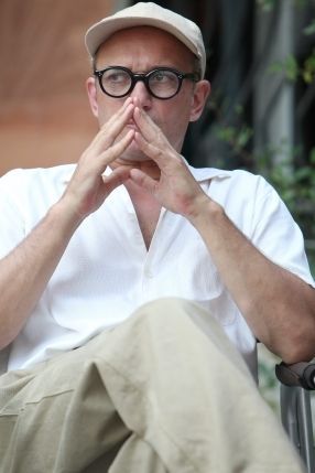 Vincent Perez  sous les traits de l'architecte suisse, Le Corbusier.
 (PHOTOPQR/NICE MATIN)