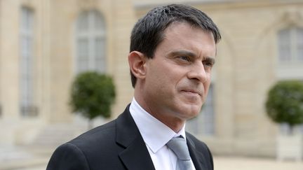 Le ministre de l'Int&eacute;rieur, Manuel Valls, le 29 mai 2013 &agrave; Paris. (ERIC FEFERBERG / AFP)