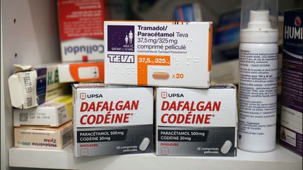 La mise en place des ordonnances sécurisées pour obtenir du tramadol et de la codéine reportée au 1er mars 2025