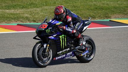 Fabio Quartararo (ici le 18 juin 2021) est l'actuel leader au championnat du monde de MotoGP.&nbsp; (GIGI SOLDANO / AFP)