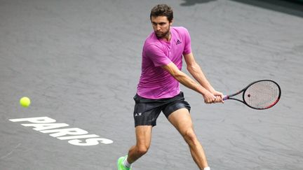 Gilles Simon lors du Rolex Paris Masters de 2022, son dernier tournoi de joueur professionnel. (IBRAHIM EZZAT / NURPHOTO / AFP)