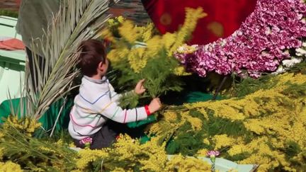 Alpes-Maritimes : Coup d’envoi de la bataille de fleurs à Villefranche-sur-Mer