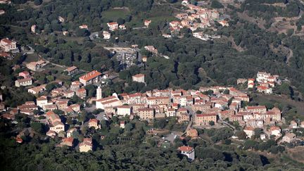 Le village de Piana en Corse du Sud (PASCAL POCHARD-CASABIANCA / AFP)