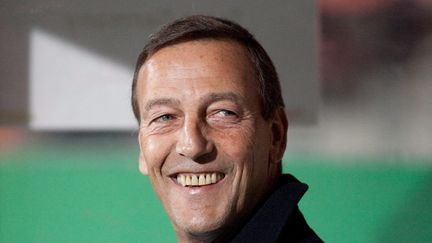 Johan Neeskens tijdens een vriendschappelijke wedstrijd tussen het Nederlandse en Duitse team, op 27 maart 2009, in Ahlen, Duitsland. (wat is de reden)