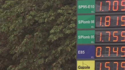 Si le pont de l'Ascension s'annonce compliqué sur les routes, les automobilistes pourront au moins profiter d'une baisse du prix des carburants.