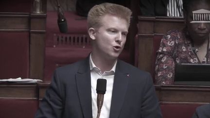 Assemblée nationale : Adrien Quatennens fait l’objet de nouvelles accusations de la part de son épouse