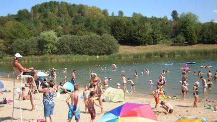 Plan d'eau de Favières en Meurthe-et-Moselle, août 2018. (THIERRY COLIN / FRANCE-BLEU SUD LORRAINE / RADIO FRANCE)