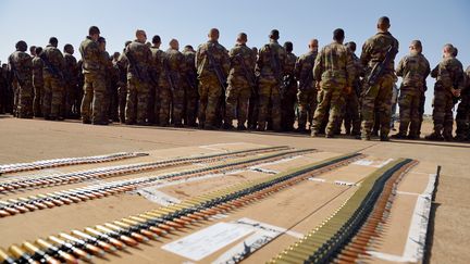 Des soldats fran&ccedil;ais pr&egrave;s de Bamako (Mali), le 16 janvier 2013. (ERIC FEFERBERG / AFP)