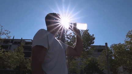 Canicule : 15 nouveaux départements placés en vigilances rouge (France 2)