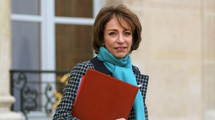 La ministre de la Sant&eacute; Marisol Touraine, quitte l'Elys&eacute;e, le 18 f&eacute;vrier 2015 &agrave; Paris. (CITIZENSIDE / YANN BOHAC / AFP)