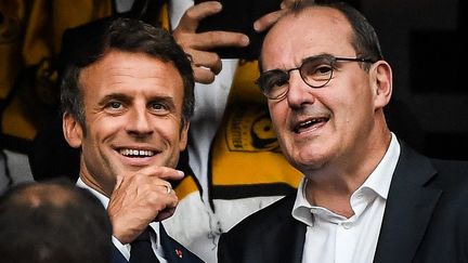 Emmanuel Macron et Jean Castex, le 24 juin 2022 au Stade de France, à Saint-Denis (Seine-Saint-Denis). (MATTHIEU MIRVILLE / AFP)