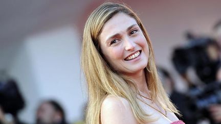  (Julie Gayet a obtenu gain de cause devant la justice pour la publication d'une photo d'elle au volant de sa voiture © MAXPPP)